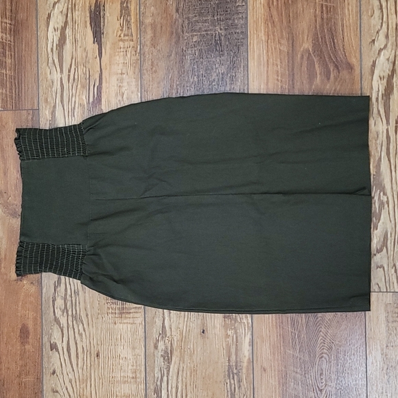 Hunter Green Skrit free with purchase - Picture 2 of 3